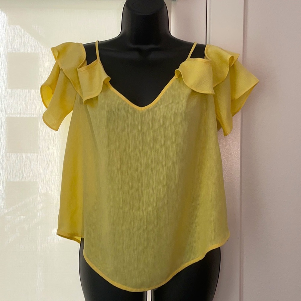 Yellow Blouse with Cold-Shoulder Cut-outs